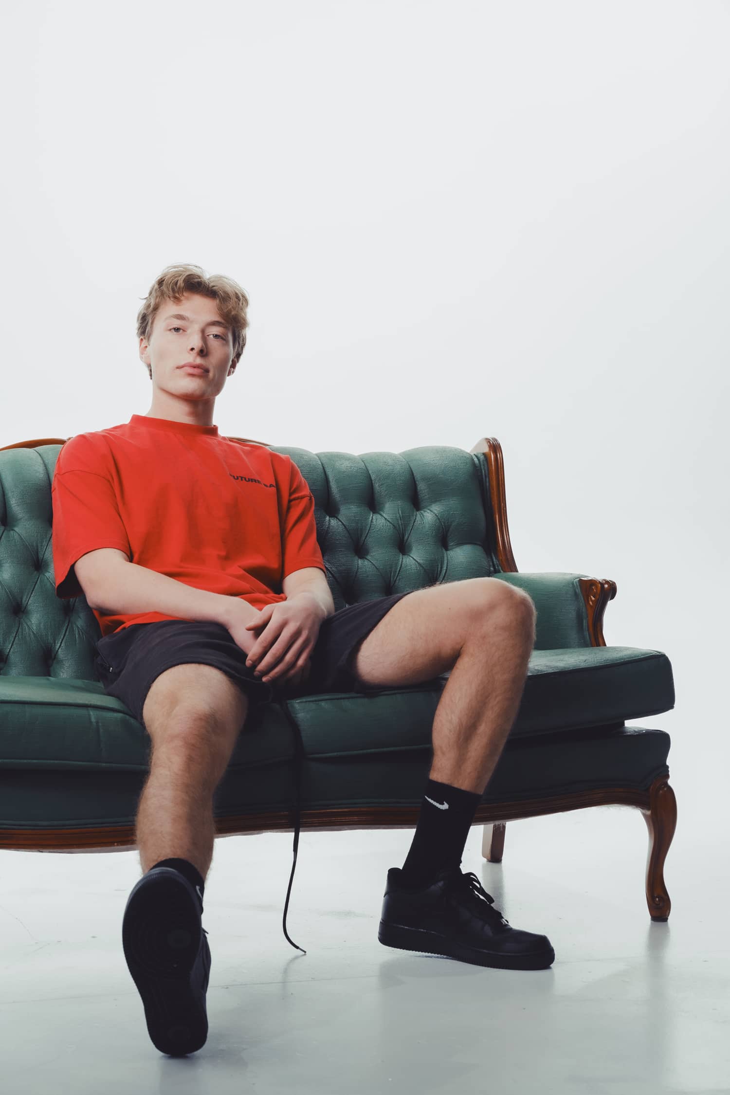 Baseline Tee - RED
