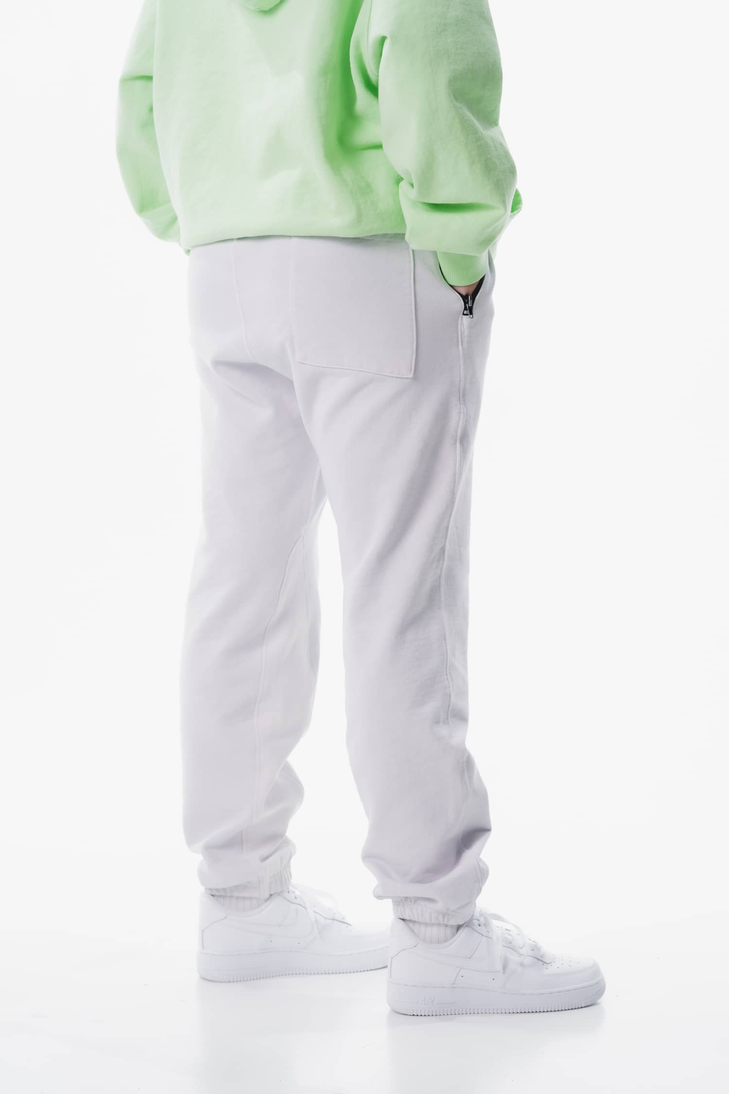 Pacer Sweatpant - WHITE