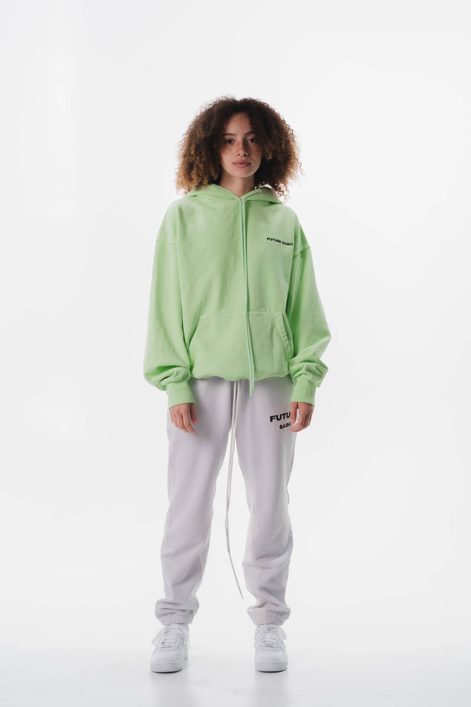 Pacer Sweatpant - WHITE