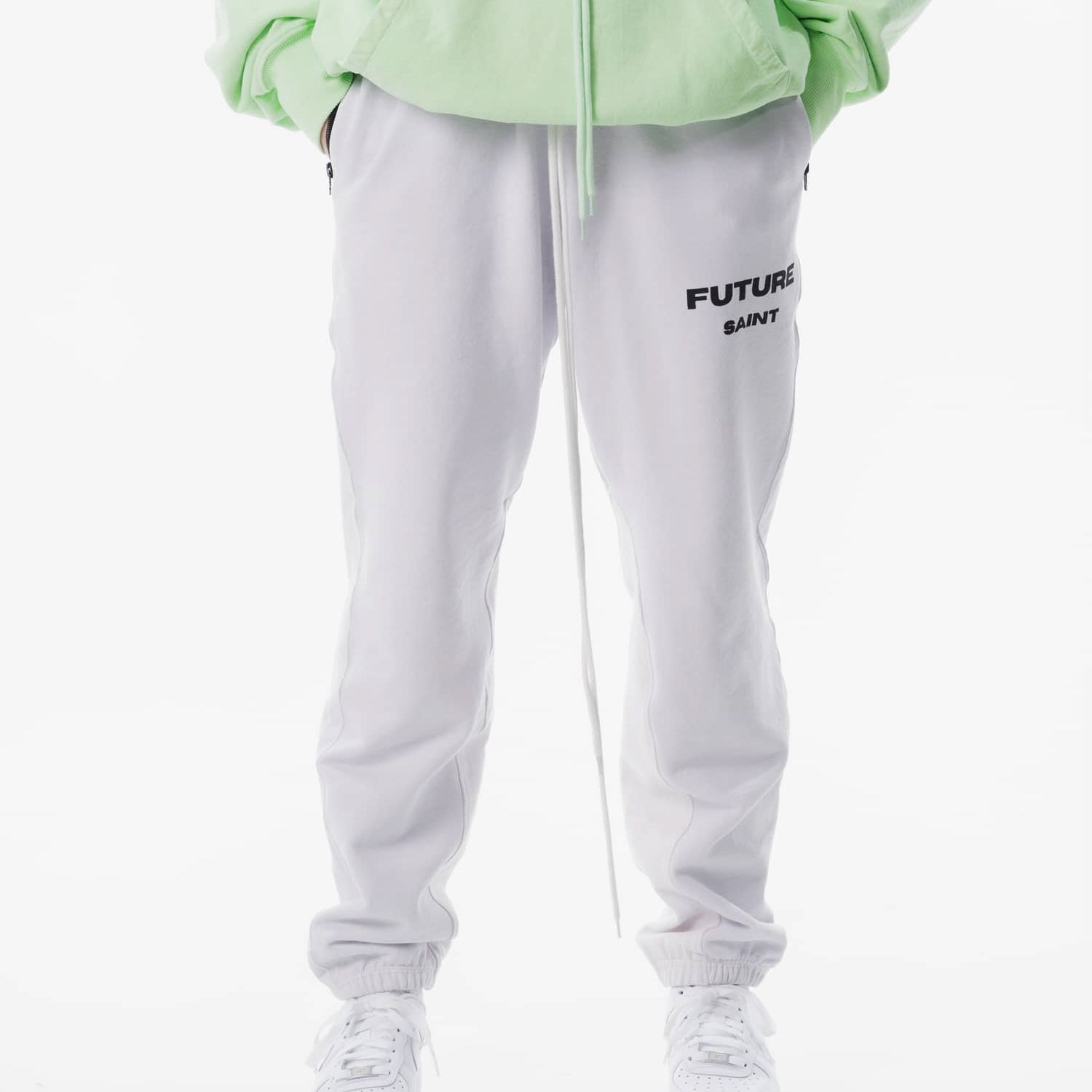 Pacer Sweatpant - WHITE
